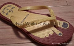 PE slippers pvc upper