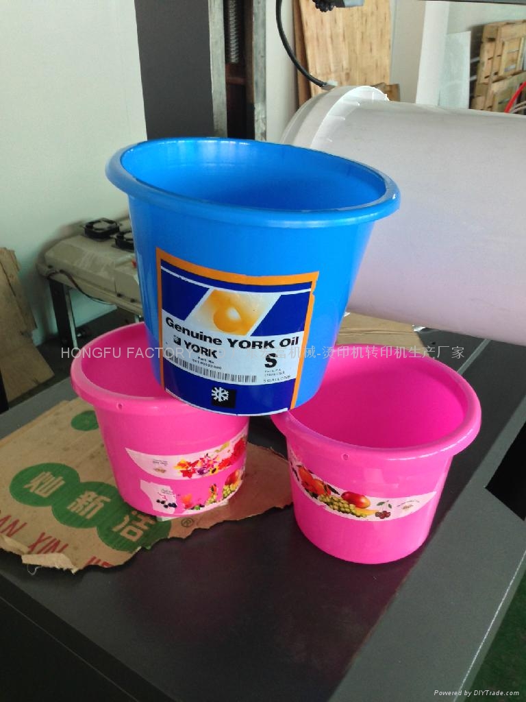 全自動圓桶方桶絲印機 5