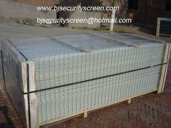 304 Stainless Steel Welded Wire Mesh 2