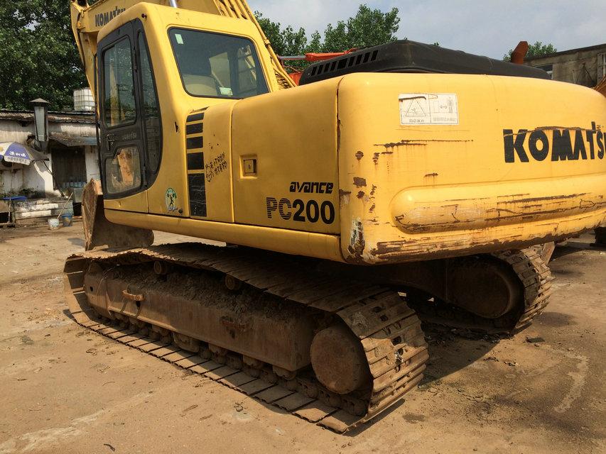 二手小松pc200-6挖掘机