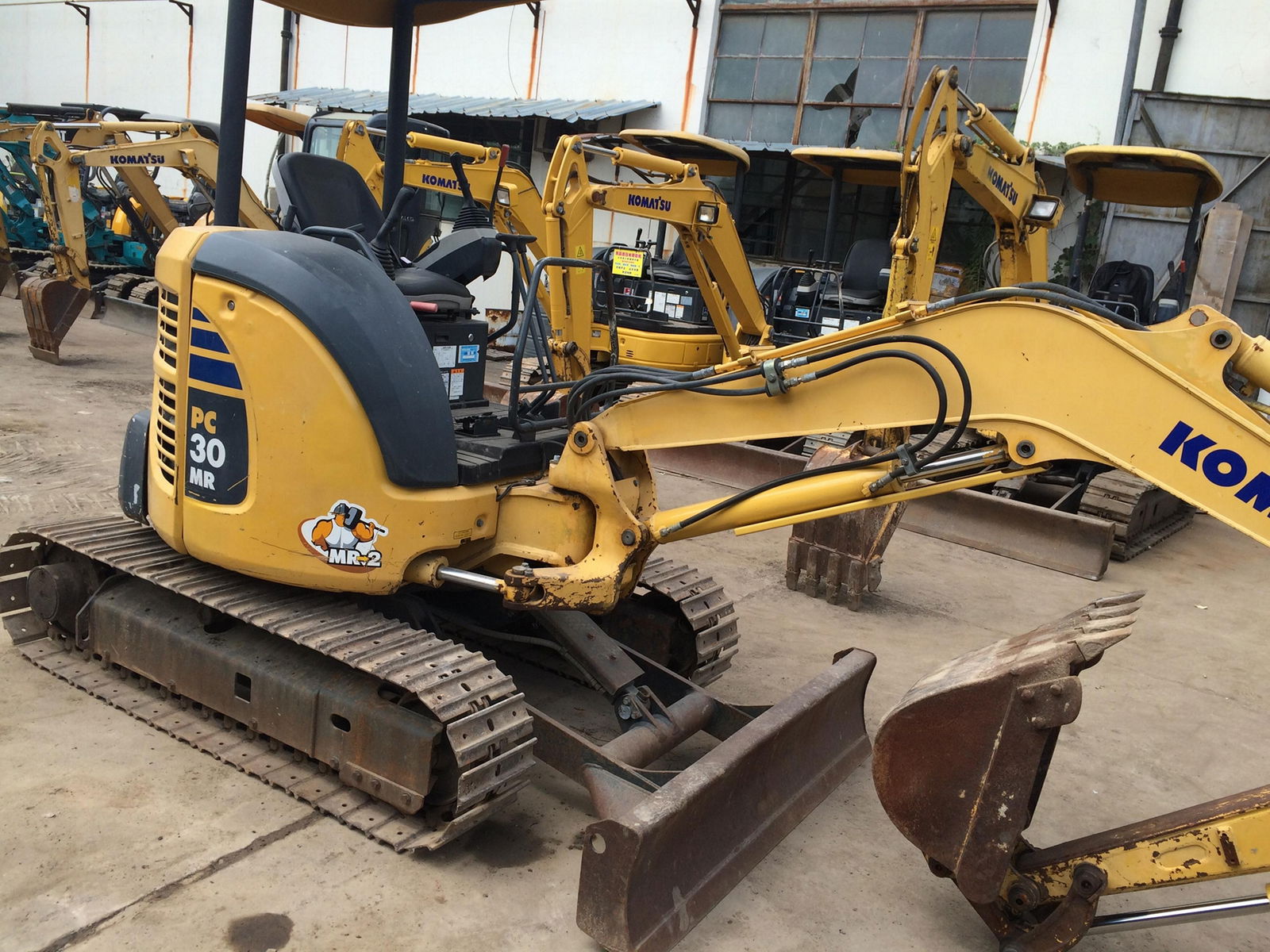 Komatsu PC30MR-2 EXCAVATOR 2