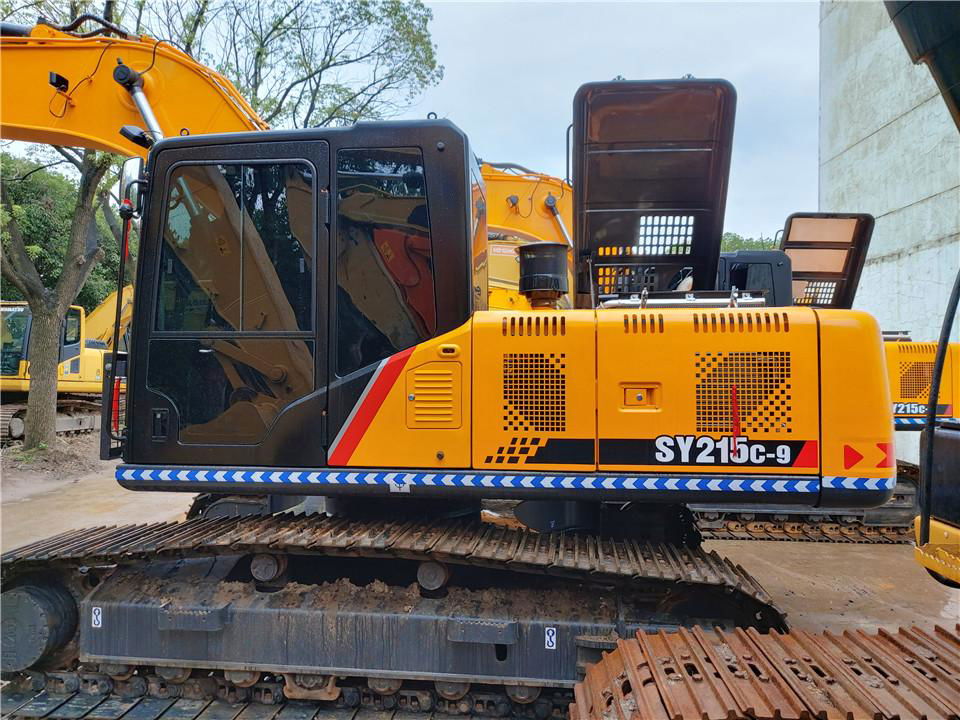 SANY SY215C-9 hydraulic excavator 2