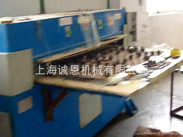 Bilateral transfer blister cutting machine 5