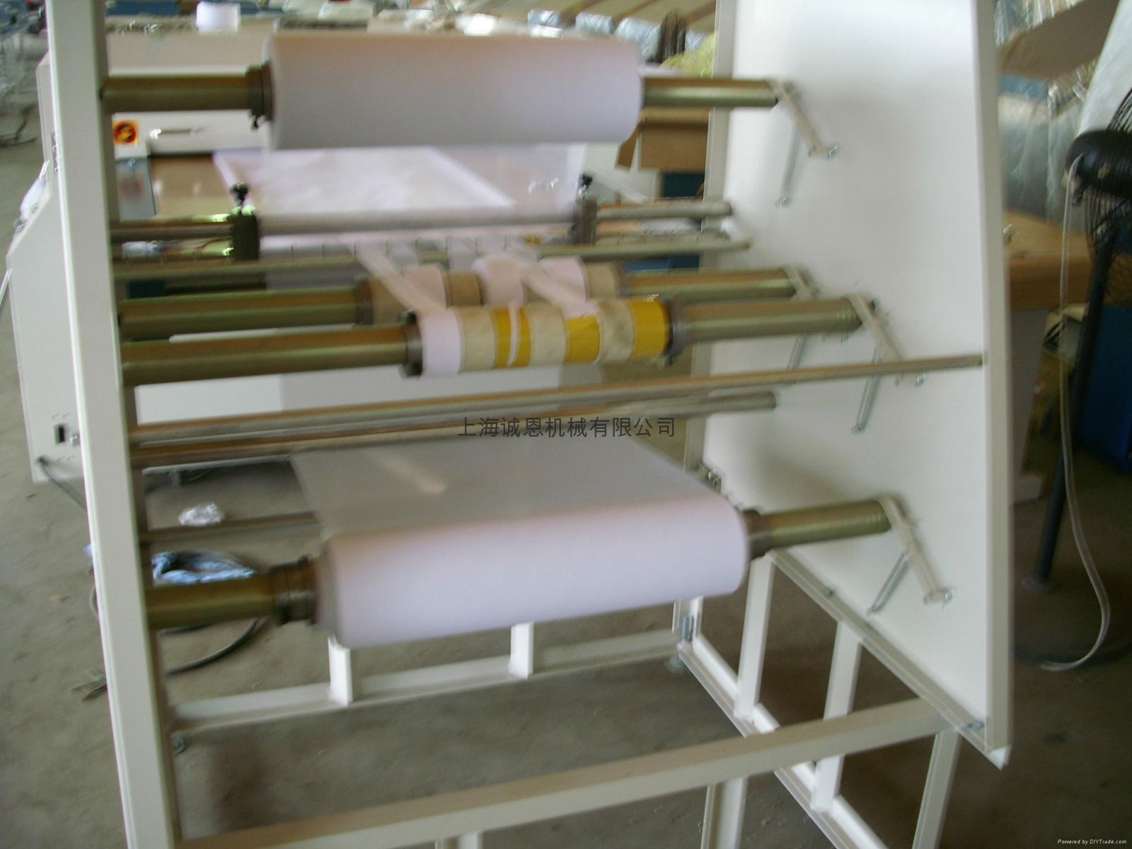 Special laminating machine 3