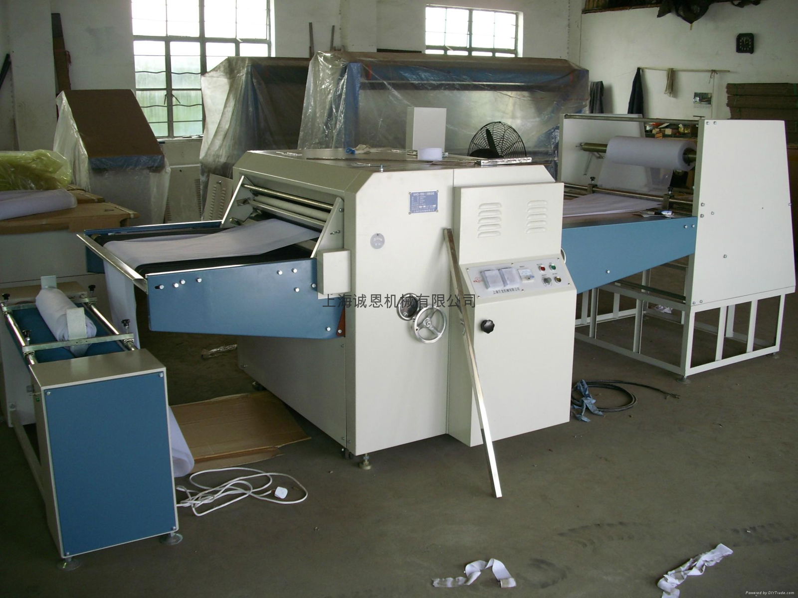 Special laminating machine 5