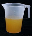 plastic measuring cup 5