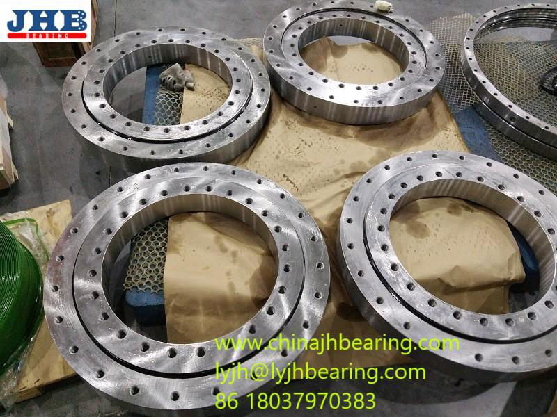 010.35.559 turntable bearing 431.8x695.452x90.932mm