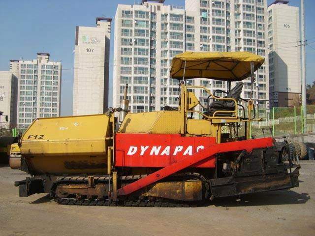 used asphalt finisher 3