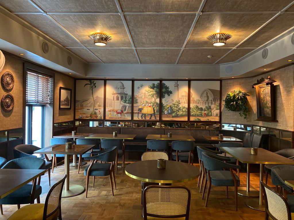 Panoramic hand painted wallpaper for restaurant - Early Views of India