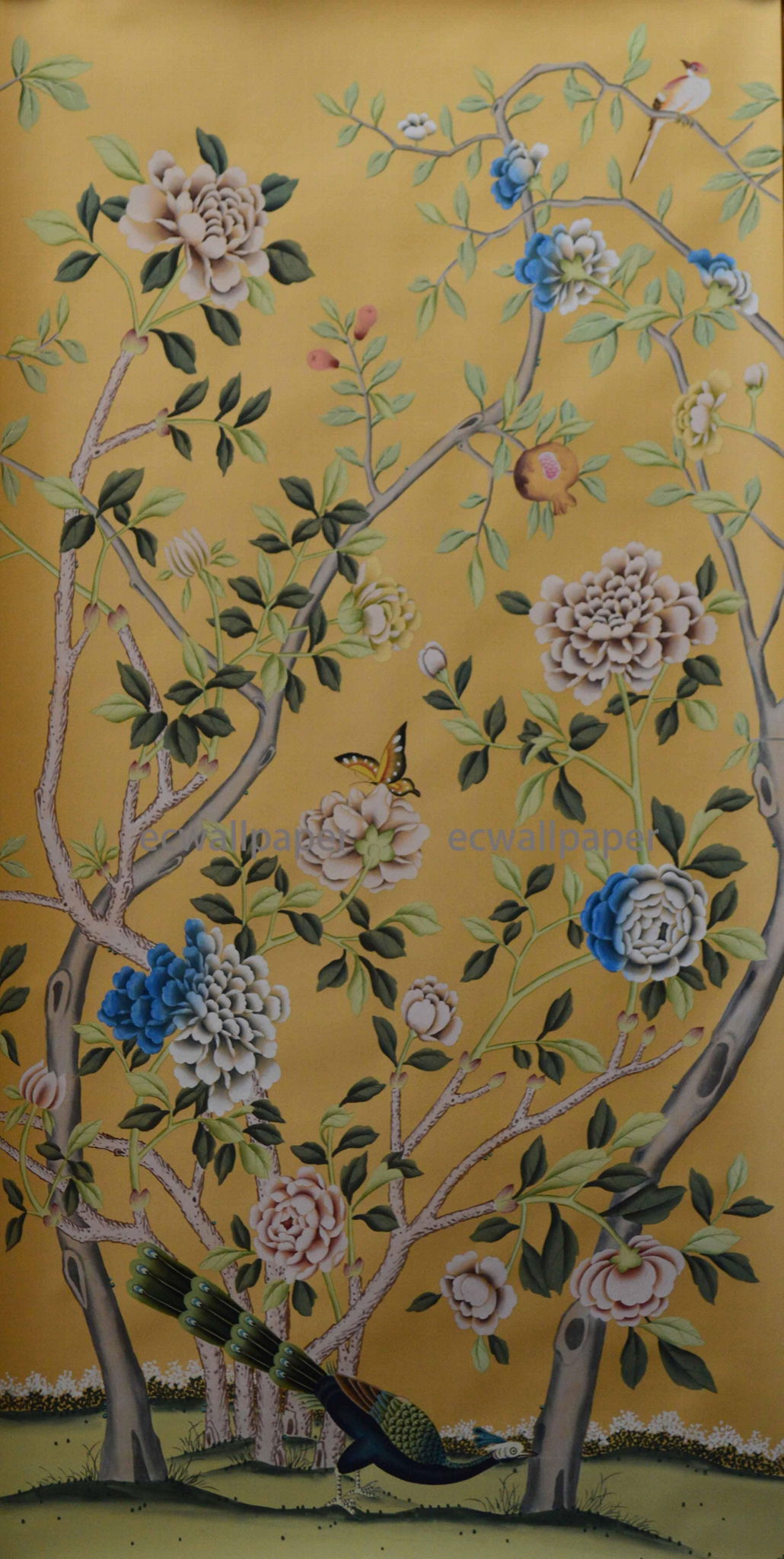 Peacock Chinoiserie hand painted wallpaper on yellow silk for home deco 3