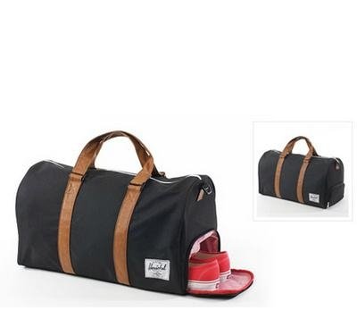 Sports duffle bag with shoe compartment