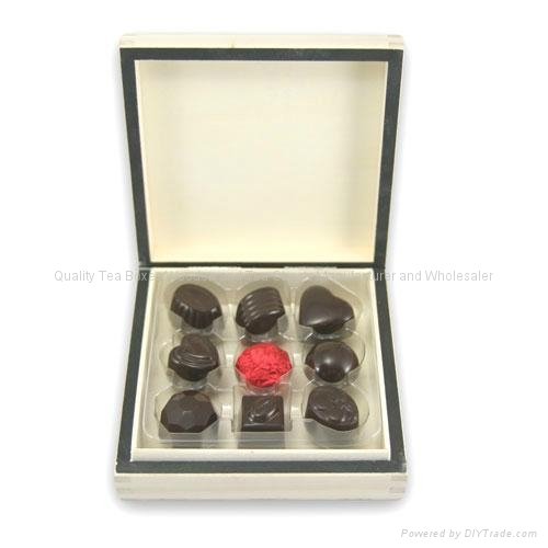 Silk Smoothy Natural Chocolate Wooden Gift Boxes 2
