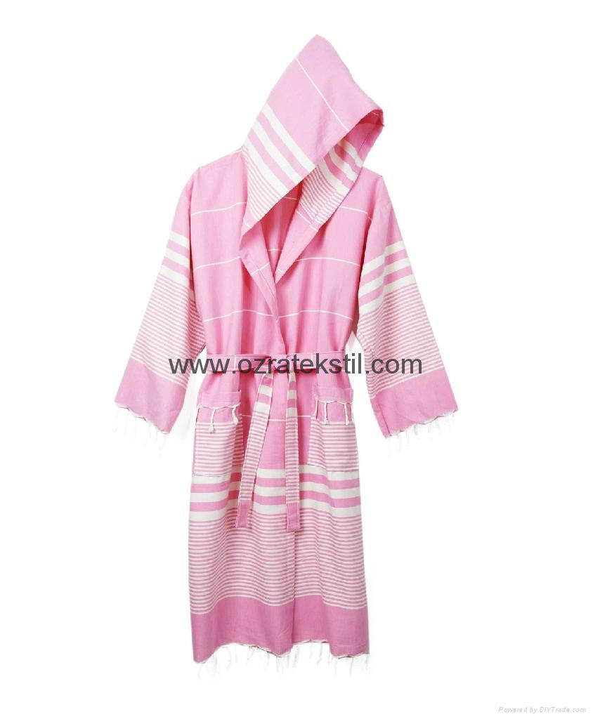 Lightweight fouta bathrobes