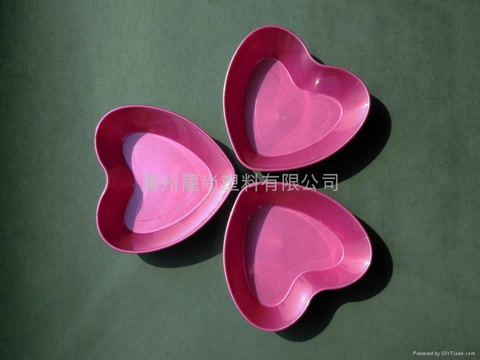 Heart shape plastic box 2