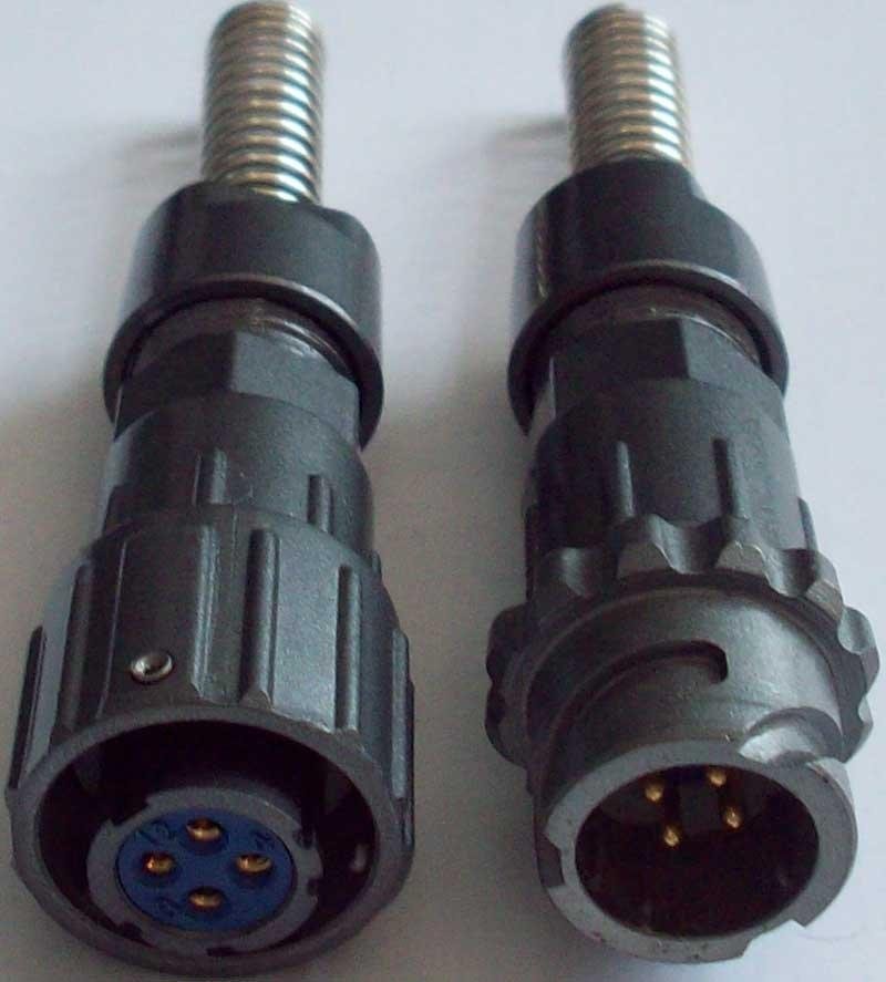 FQ14-4圆形电缆式插头座 4