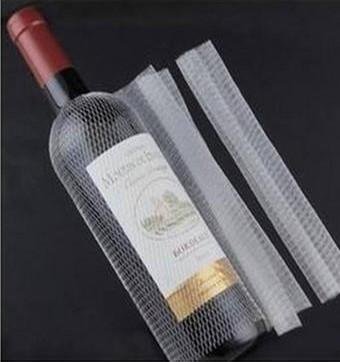 Strong Protective Wine Bottle Sleeve , White PE Bottle Netting Sleeves