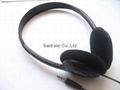 3.5mm low cost disposable earbud headphone for hospital ,school library ,gyms 5