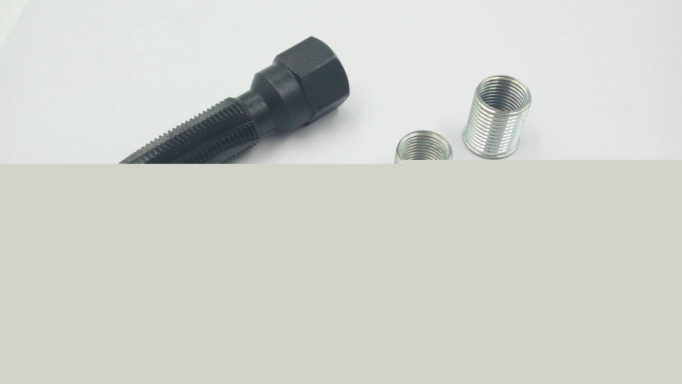 spark plug re threader kit  2