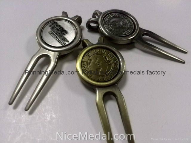 Custom Golf Divot Tool with Ball Maker