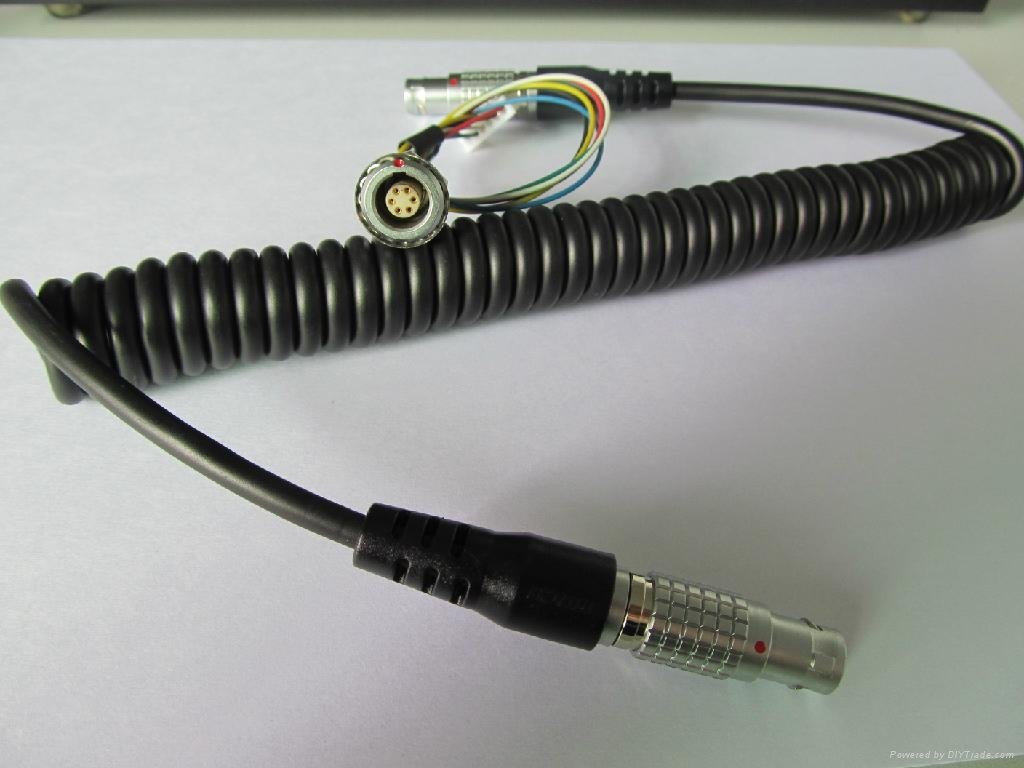 Overmolded cable assembly interconnects with MOCO straight plug connector 2