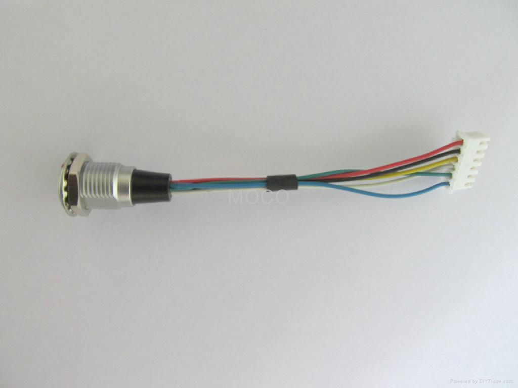 Overmolded cable assembly interconnects with MOCO straight plug connector 3