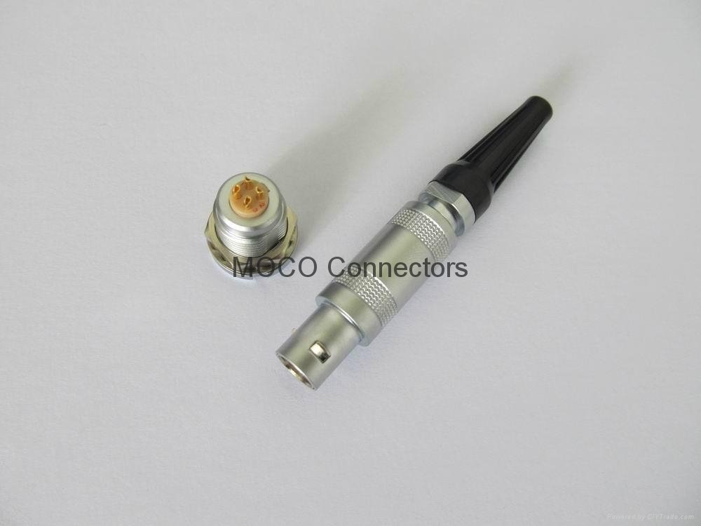 1S series circular push-pull connectors with both male and female contacts 2