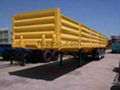 Dry cargo semi trailer