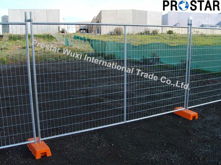 Residential Renovations Temporary Fence with Hot Dipped Galvanised Clamps