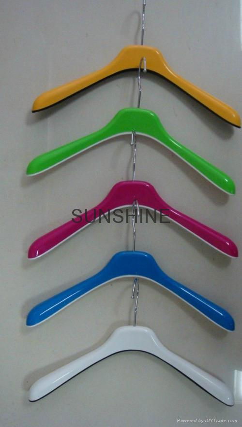 Children's Plastic Hanger 2