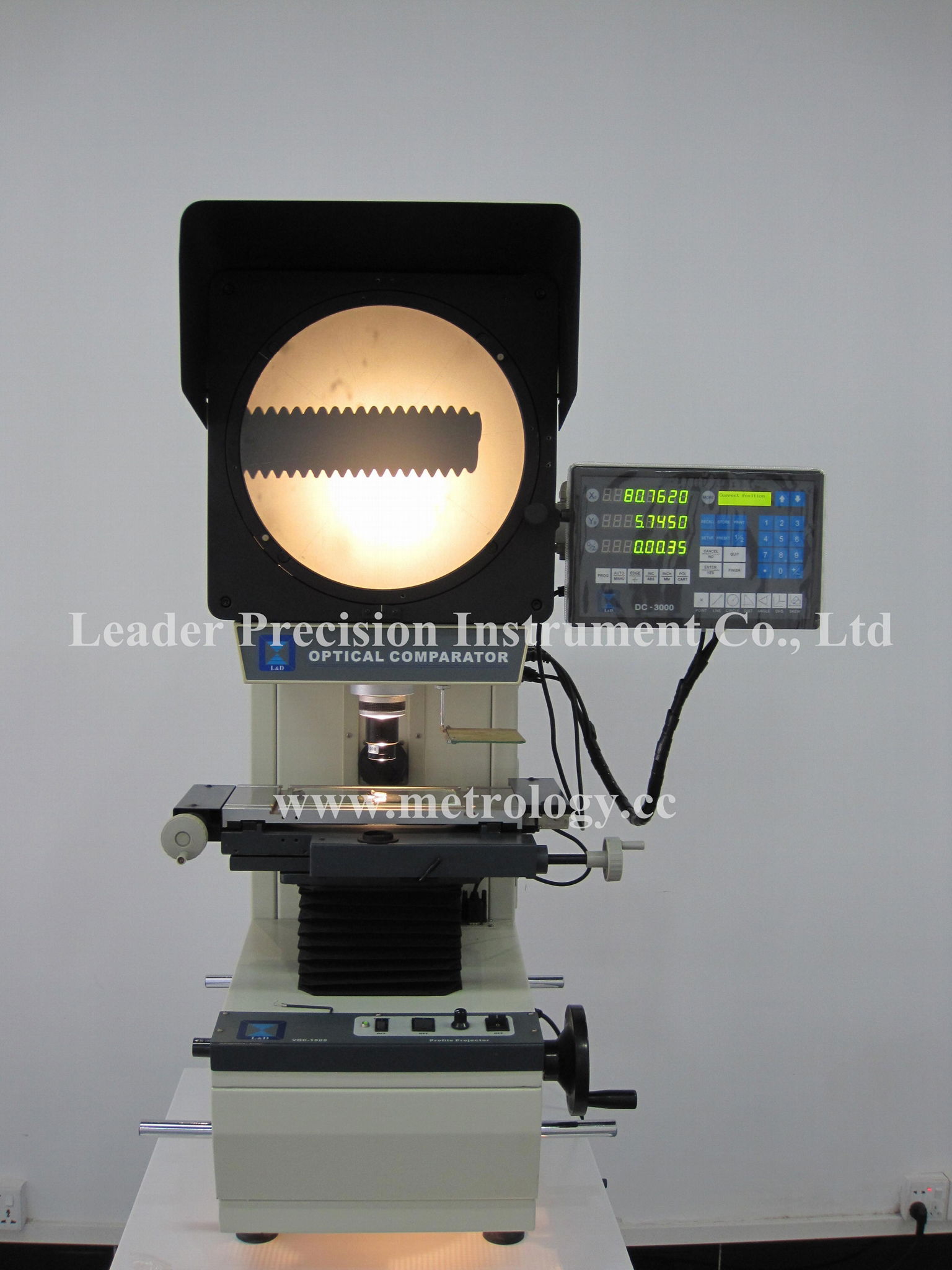 Vertical Workshop Optical Comparator  2