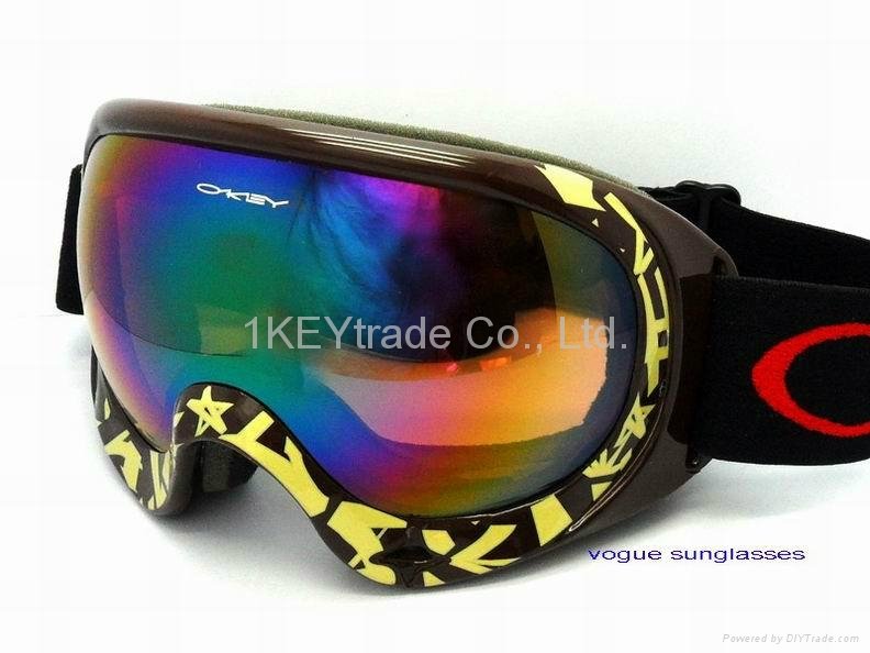 Oakley 2012 Latest Design AAA Ski Goggles Super Quality Fashion Eyewears 5