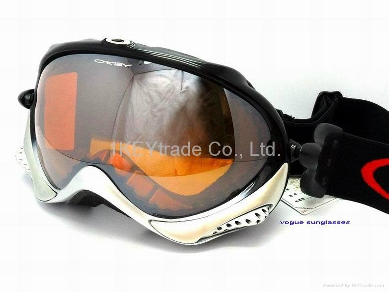 2012 Best Gift! Oakley Ski Goggles AAA 2012 Fashion Accessories Glass for Skying 3