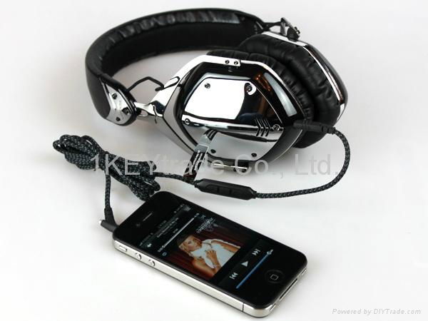 2012 New Arrival Hottest V-Moda Headphones AAA Quality Black and White Headset