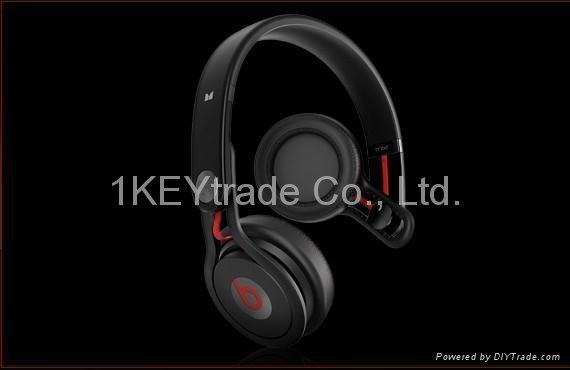 AAA Quality! 2012 Monster Beats Mixr Headphones High Performance Over Ear by Dre 2
