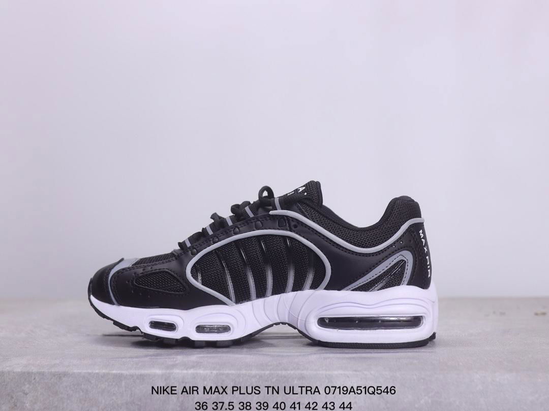      AIR MAX PLUS TN ULTRA Shoes Men      Sneakers Light Running Shoes 3