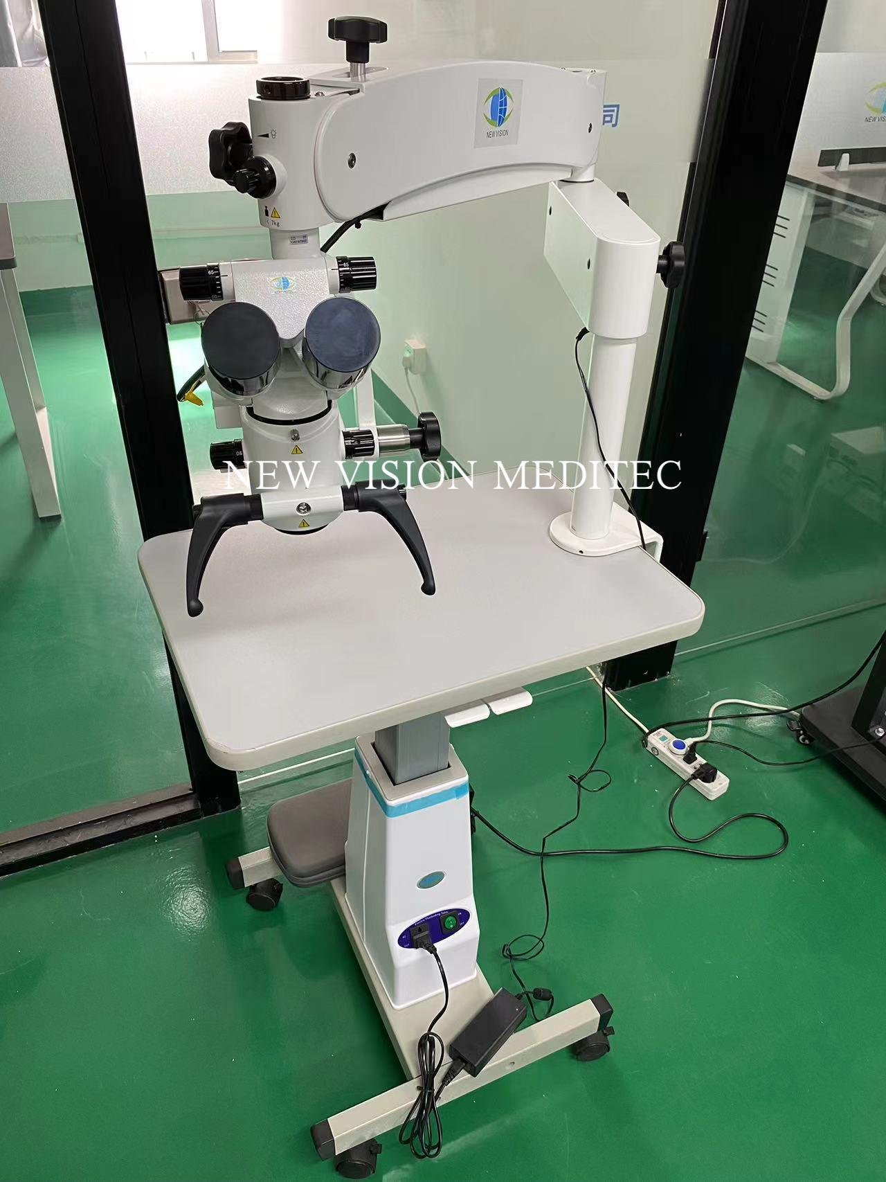 LED Illumination Transportable Eye Examination Wetlab Microscope 2
