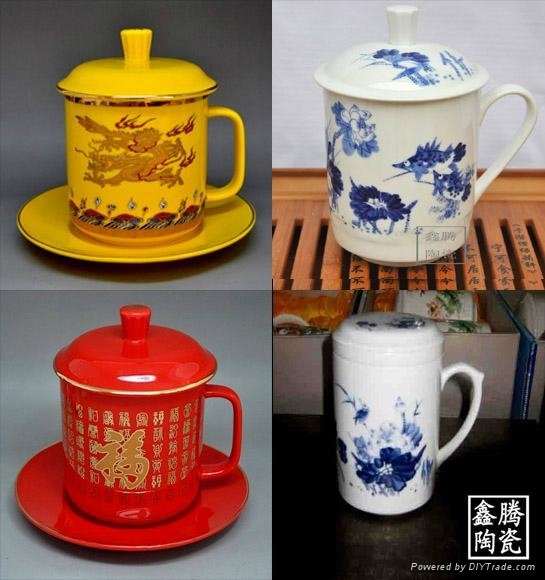 中國紅瓷茶杯