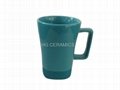 ceramic mug with square silicon bottom