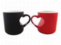 Heart shape color change mug  3