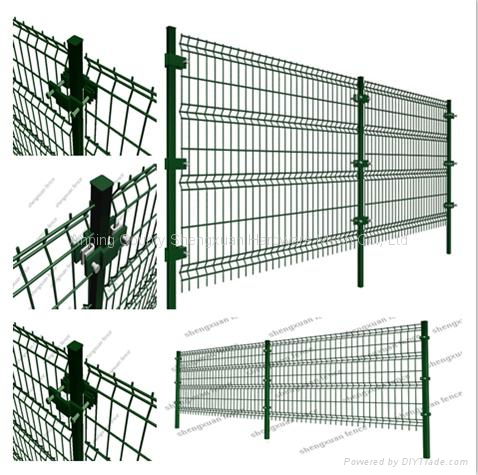 welded wire mesh fence with curves 3