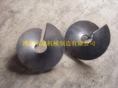 Monolithic thick spiral auger blade