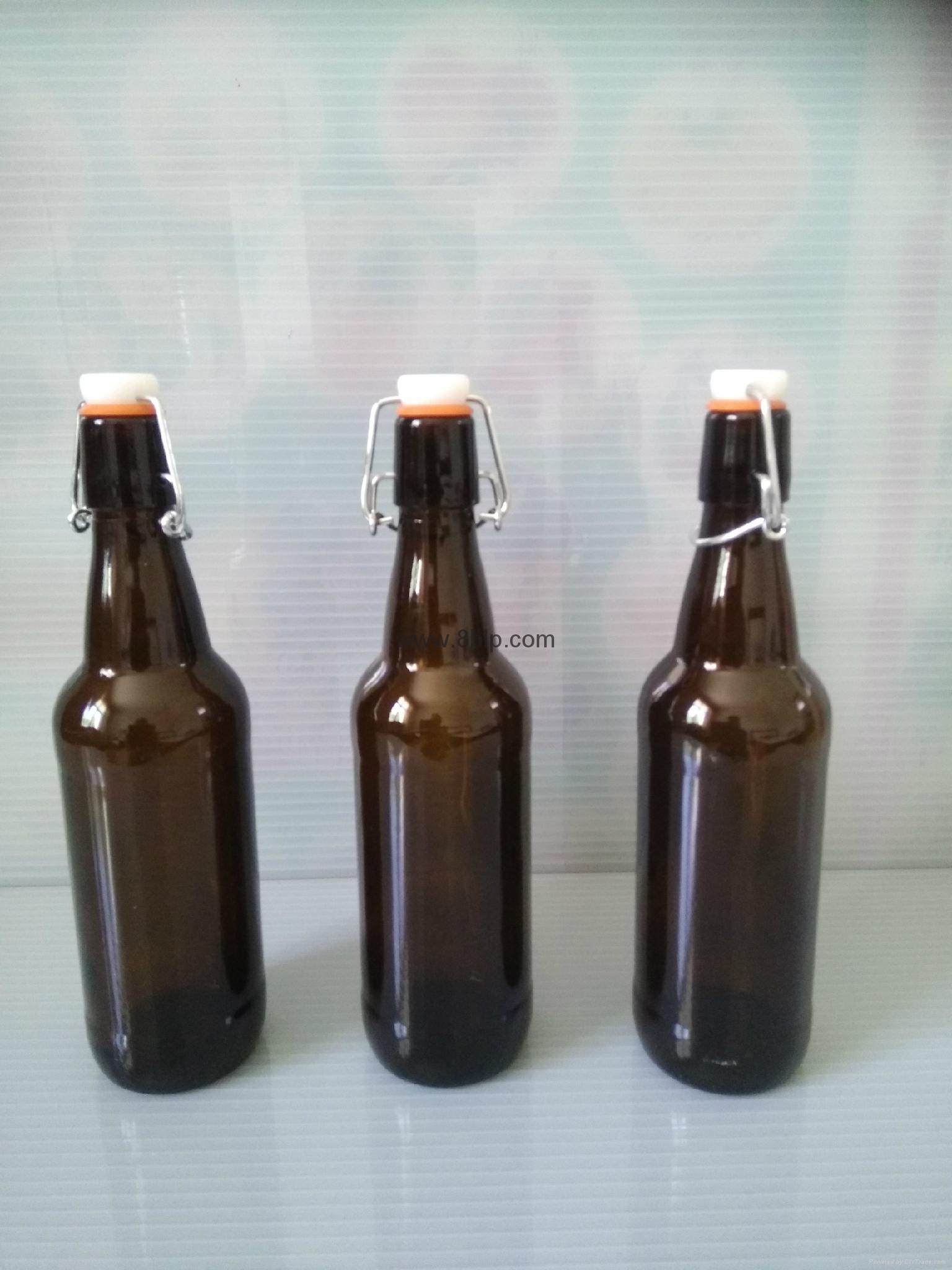 棕色啤酒瓶 4