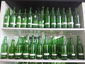 翠绿玻璃瓶绿色酒瓶