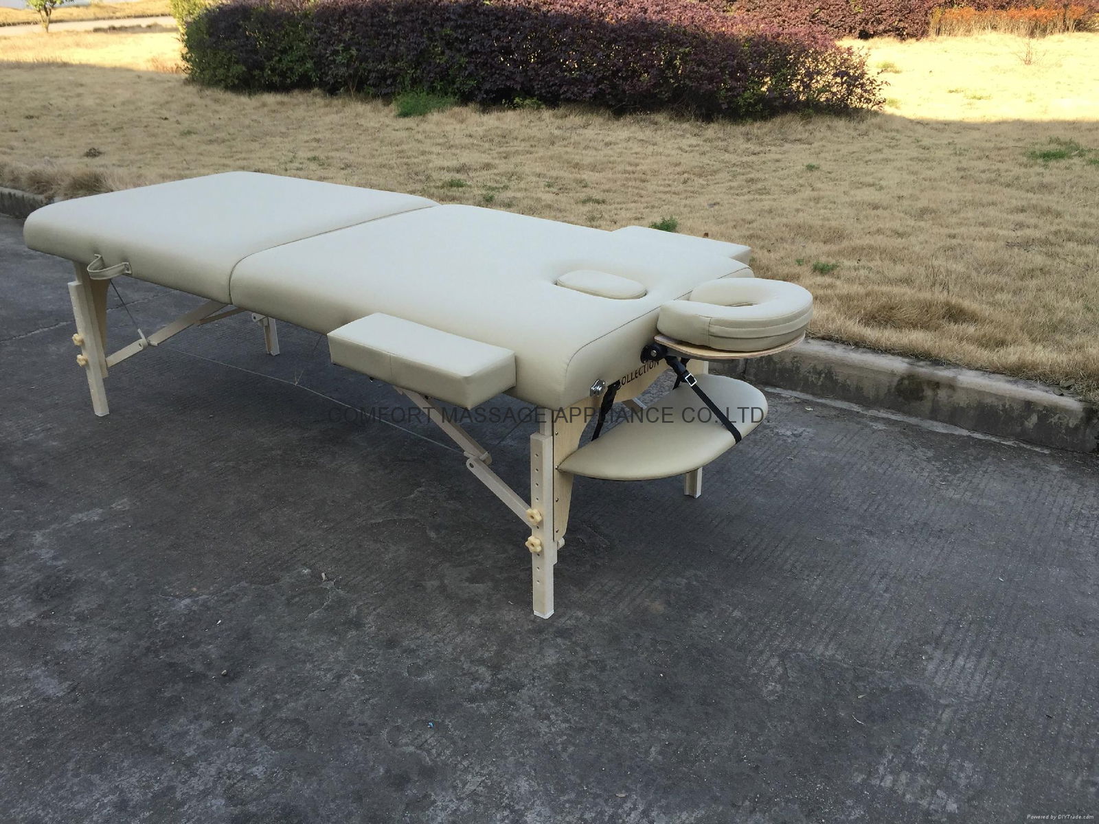 white wood massage table MT-007W popular in japan 2