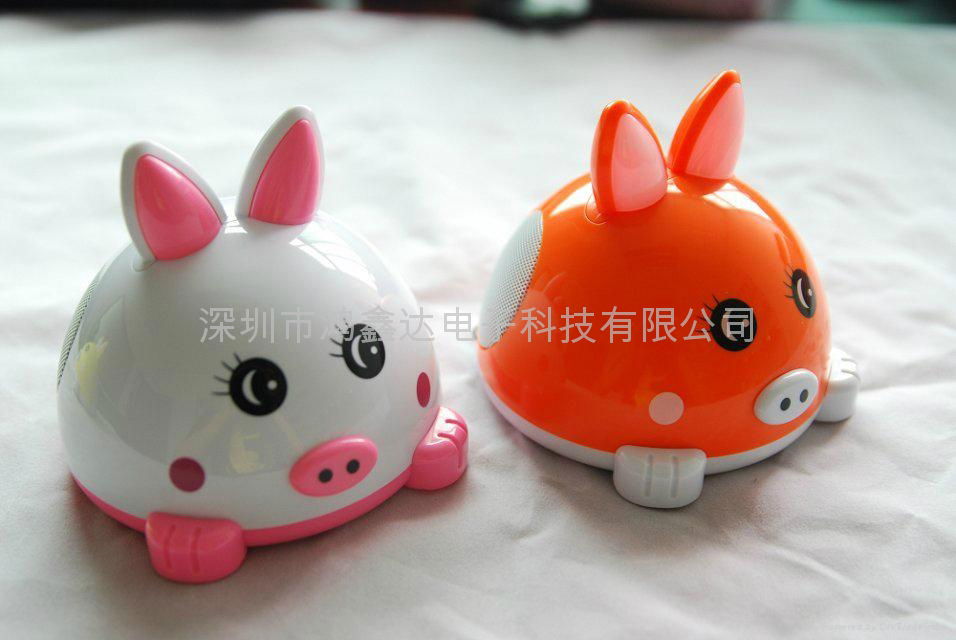 Cartoon pig speakers 2