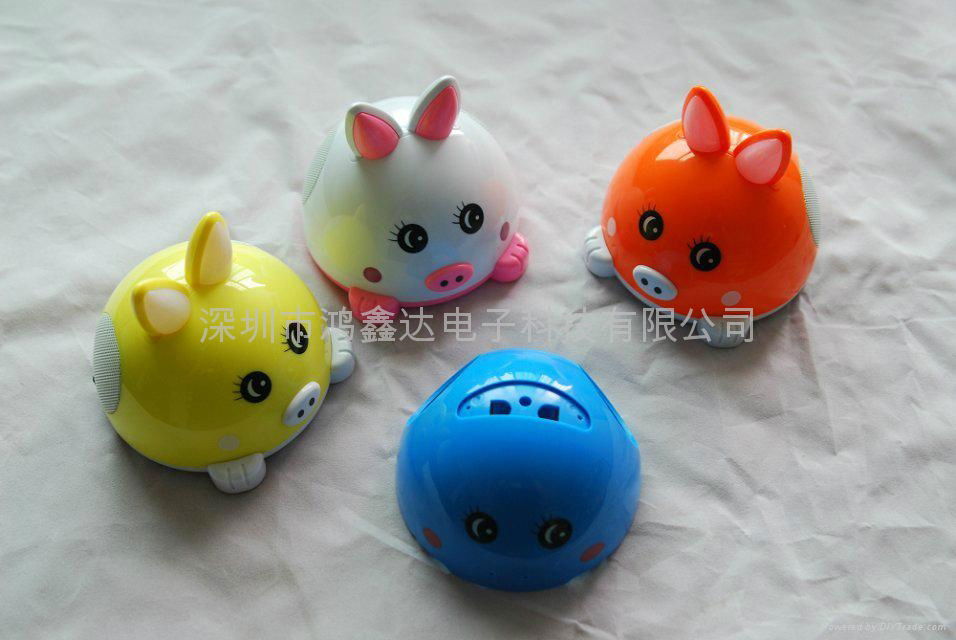 Cartoon pig speakers 3