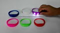 厂家直销硅胶发光LED手环
