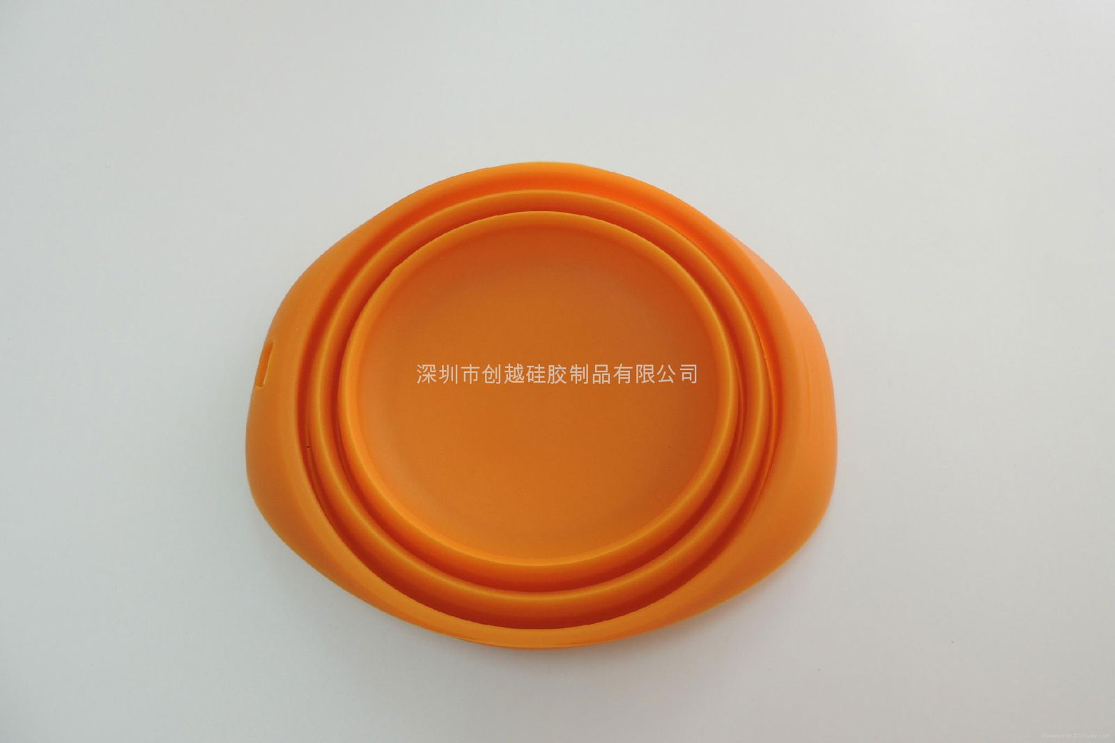 outdoor and home use camping collapsible silicone pet bowl 4