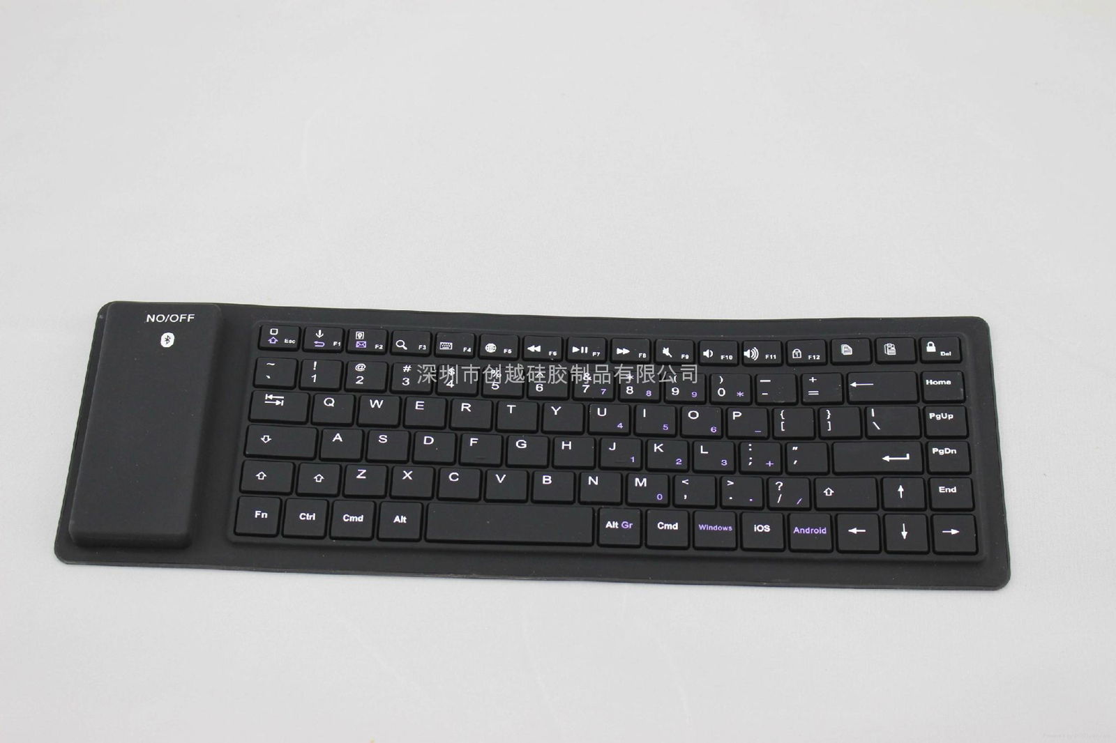 笔记本蓝牙软键盘 防水折叠便携式键盘厂家直销