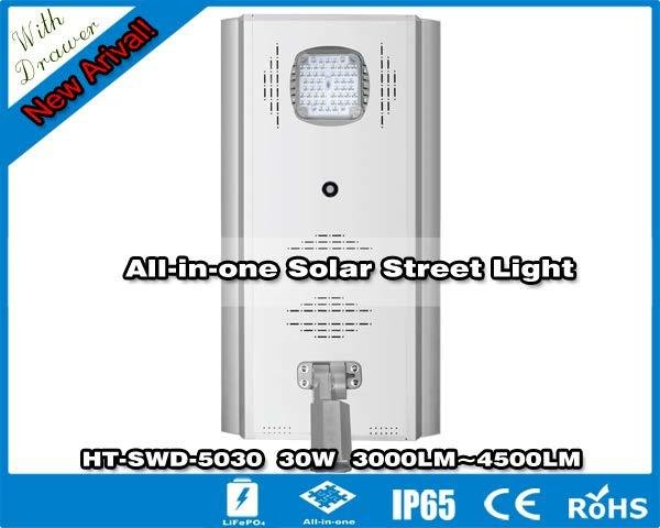 Hitechled 30W all-in-one solar led street light Lampadaire Solaire Tout en Un